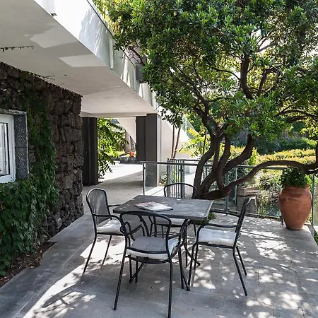 Stazzo Sleeps 2 Pool Air Con Wifi Appartement